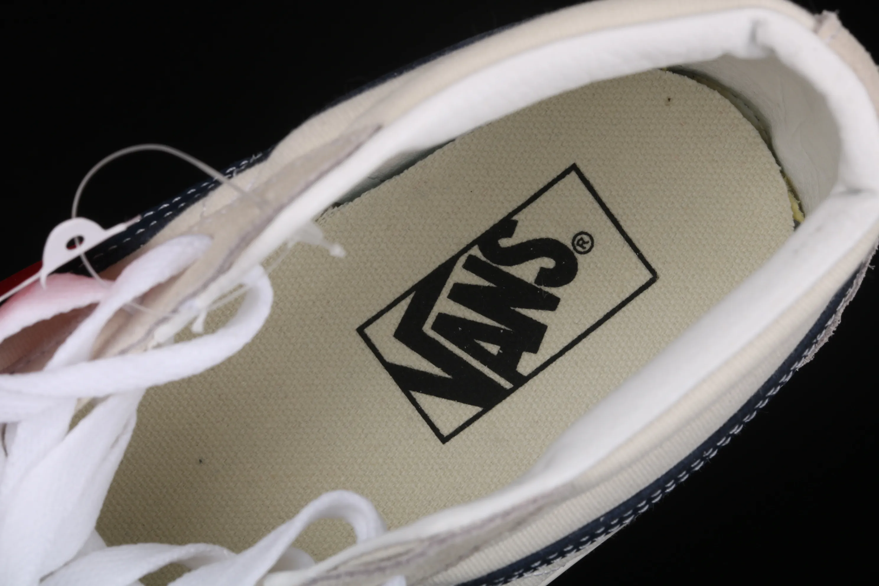 All Categories Vans Vans Series Vans Mid Vans Sk8 Mid Reissue Vans Mid VN0A391FTP1 One size too large